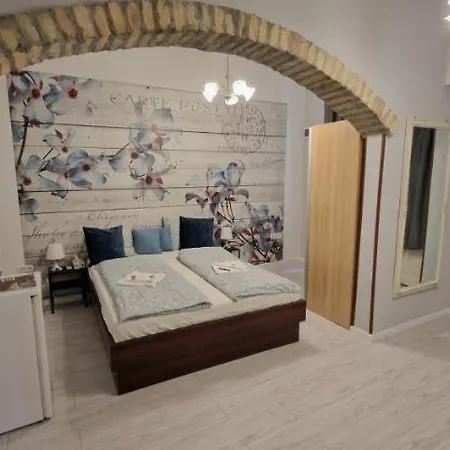Apartment Millionrosesvintage Vaci Street *